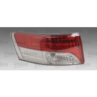 Rear light VALEO for TOYOTA AVENSIS sedan
