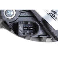 Alternator 12 V 140 A Ø 52 mm HELLA suitable for e.g. VW GOLF