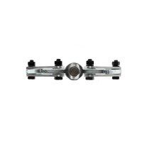 Puller with 2 arms with automatic pressing of the hooks...