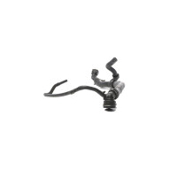 Kühlerschlauch links oben von Kühler nach...