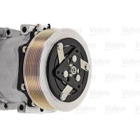 Klimakompressor 132mm mit PAG-Kompressoröl VALEO für VOLVO