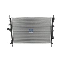 Engine Cooling Radiator 670 x 460 mm DT SPARE PARTS for...