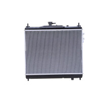 Kühler Motorkühlung Kühlrippen gelötet 370 x 488 mm HELLA für HYUNDAI GETZ