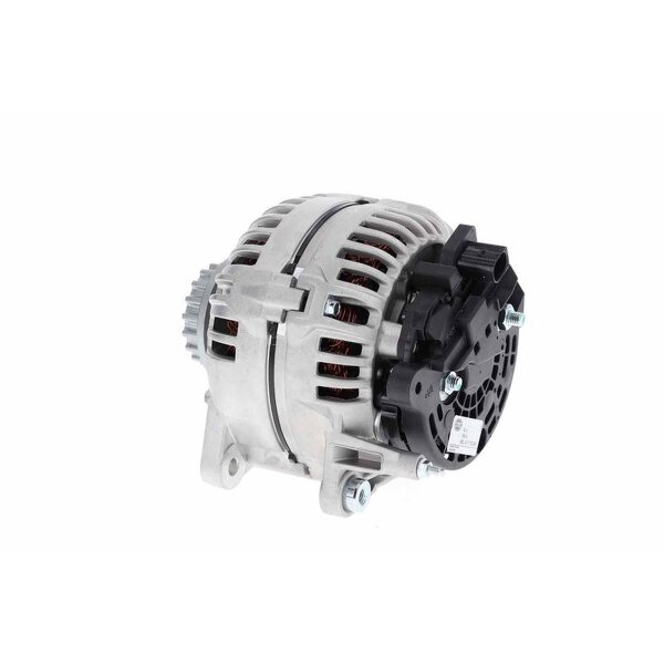 Alternator 14 V 150 A Ø 62 mm HELLA for e.g. VW Touareg