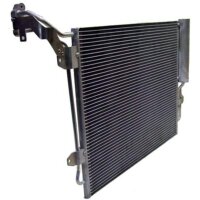 Air conditioning condenser with dryer pipes parallel...